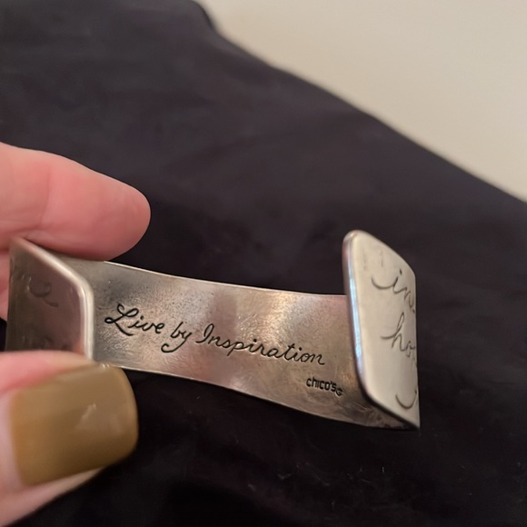 Chicos Live By Inspiration Cuff Silvertone - Picture 4 of 8